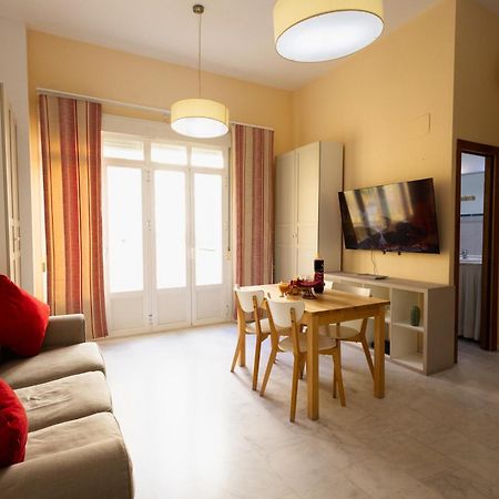 Apartamento Acogedor En Triana Sevilla Kültér fotó